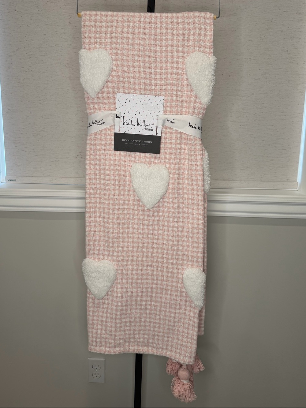 Nicole Miller Pink Houndstooth Heart Tassel Throw